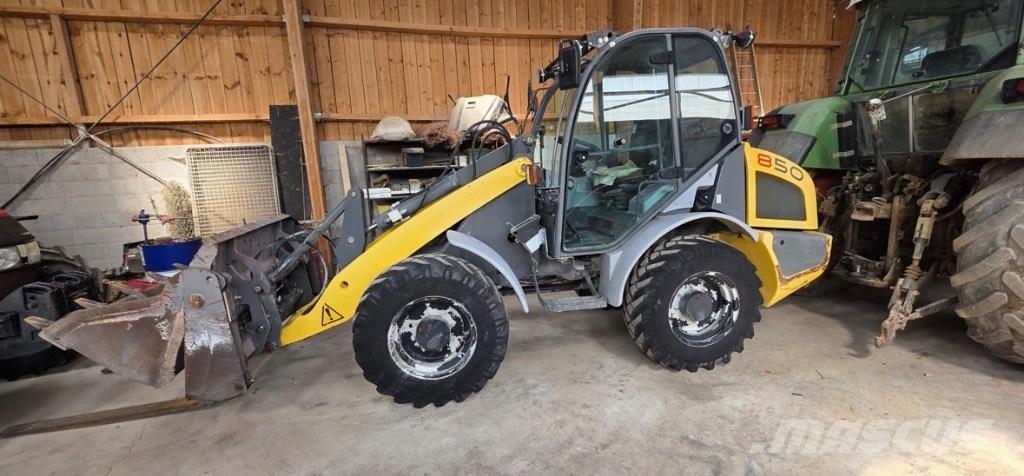 Wacker Neuson 850 Колесни товарачи