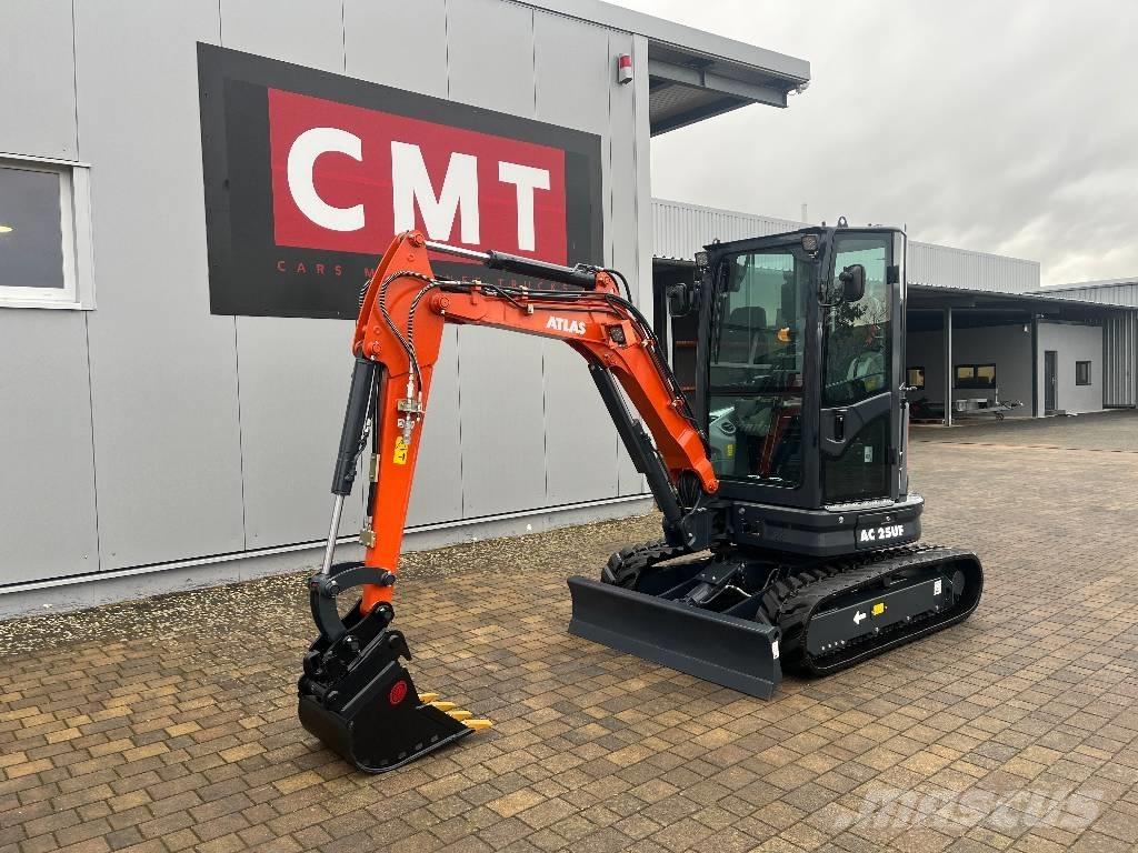 Atlas AC 25 UF Мини екскаватори < 7 т