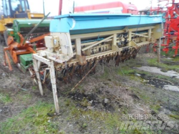 Sulky Tramline Комбинирани редосеялки