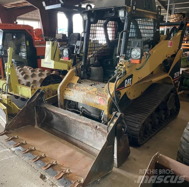 CAT 257B Мини товарачи
