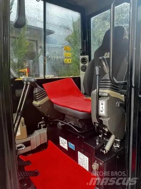CAT 306 E2 Мини екскаватори < 7 т