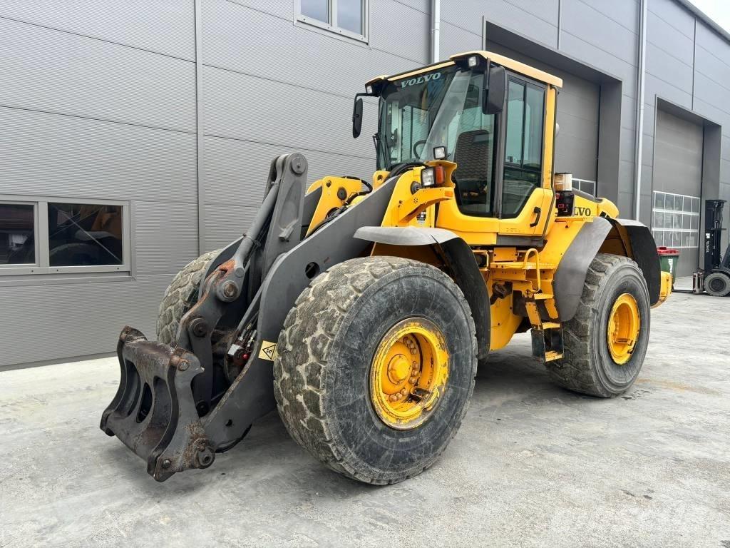 Volvo L 110 F Колесни товарачи