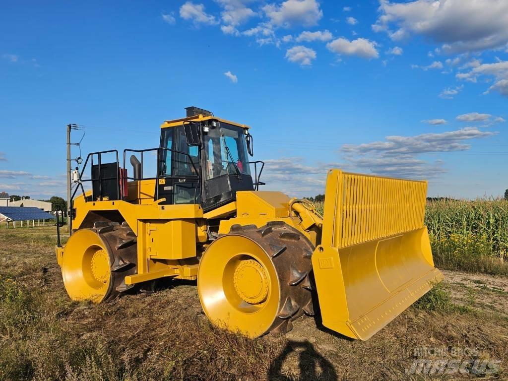 CAT 826 G Машини за опаковане на отпадъци