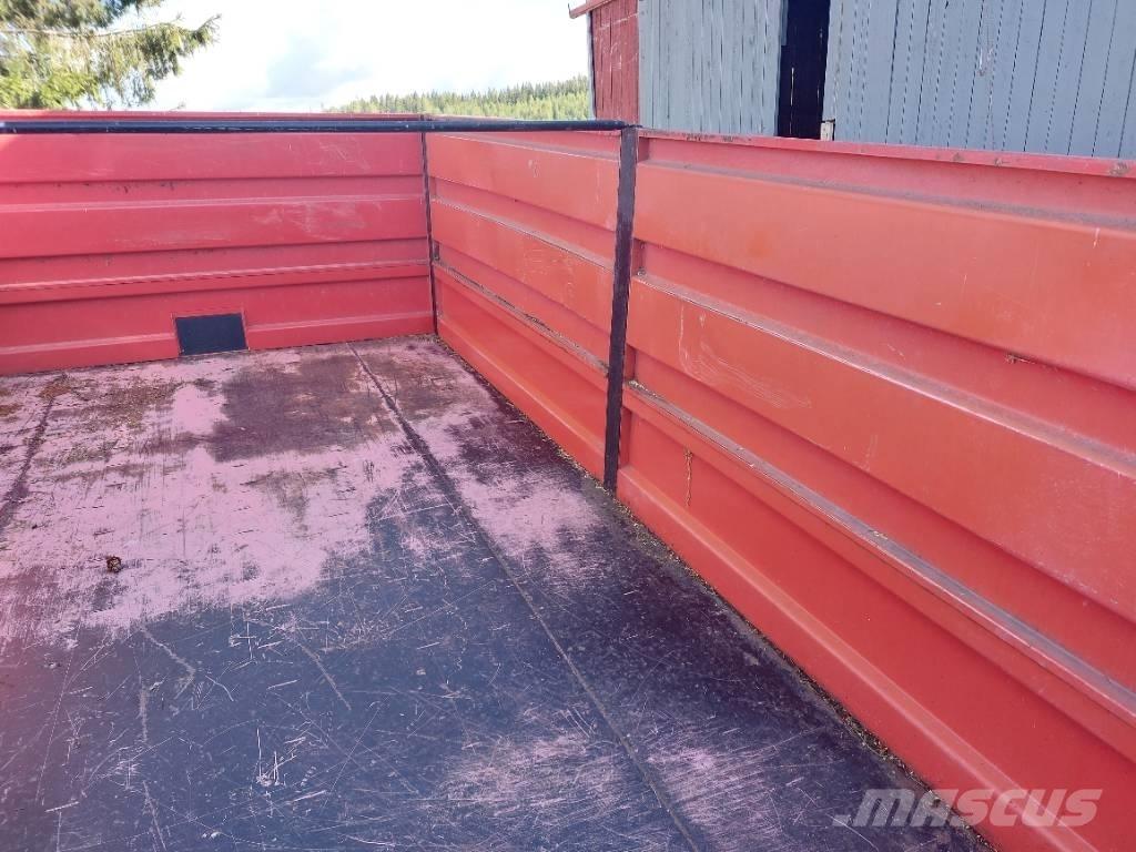 Junkkari 120 Ремаркета самосвални