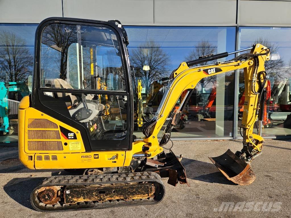 CAT 301.7 D Мини екскаватори < 7 т