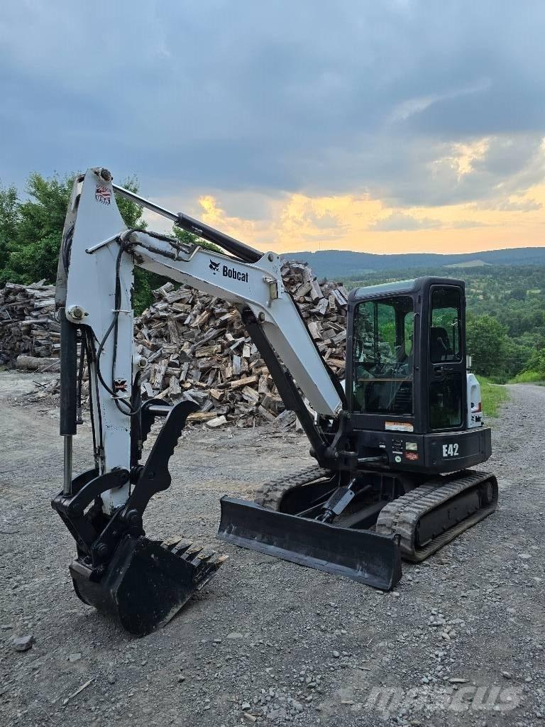 Bobcat E42 Мини екскаватори < 7 т