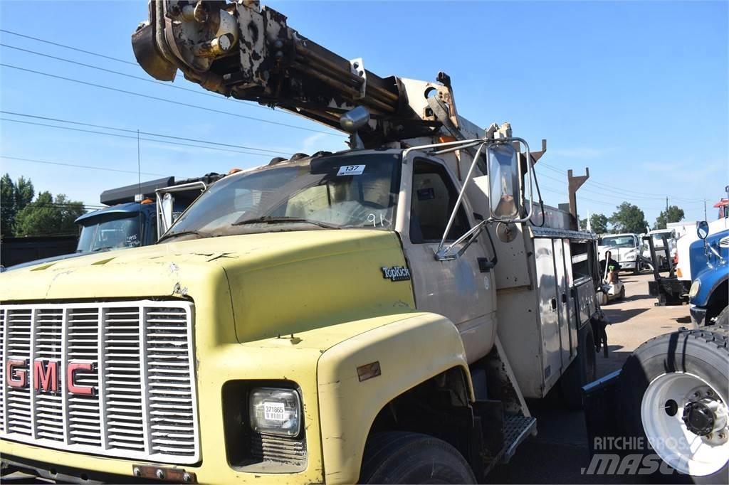 Altec D842ATR Камиони с подвижни сондажни кули