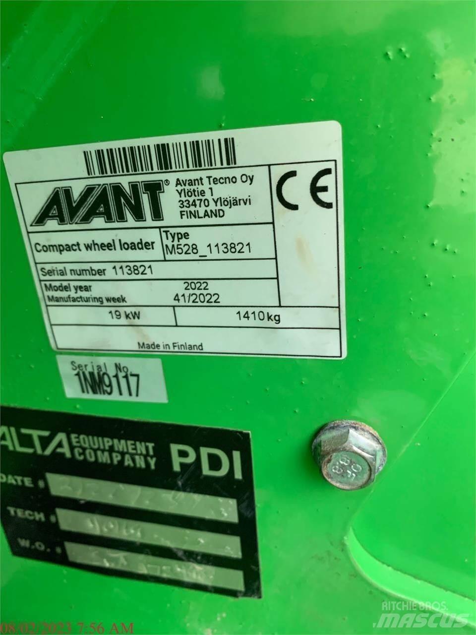 Avant 528 Колесни товарачи