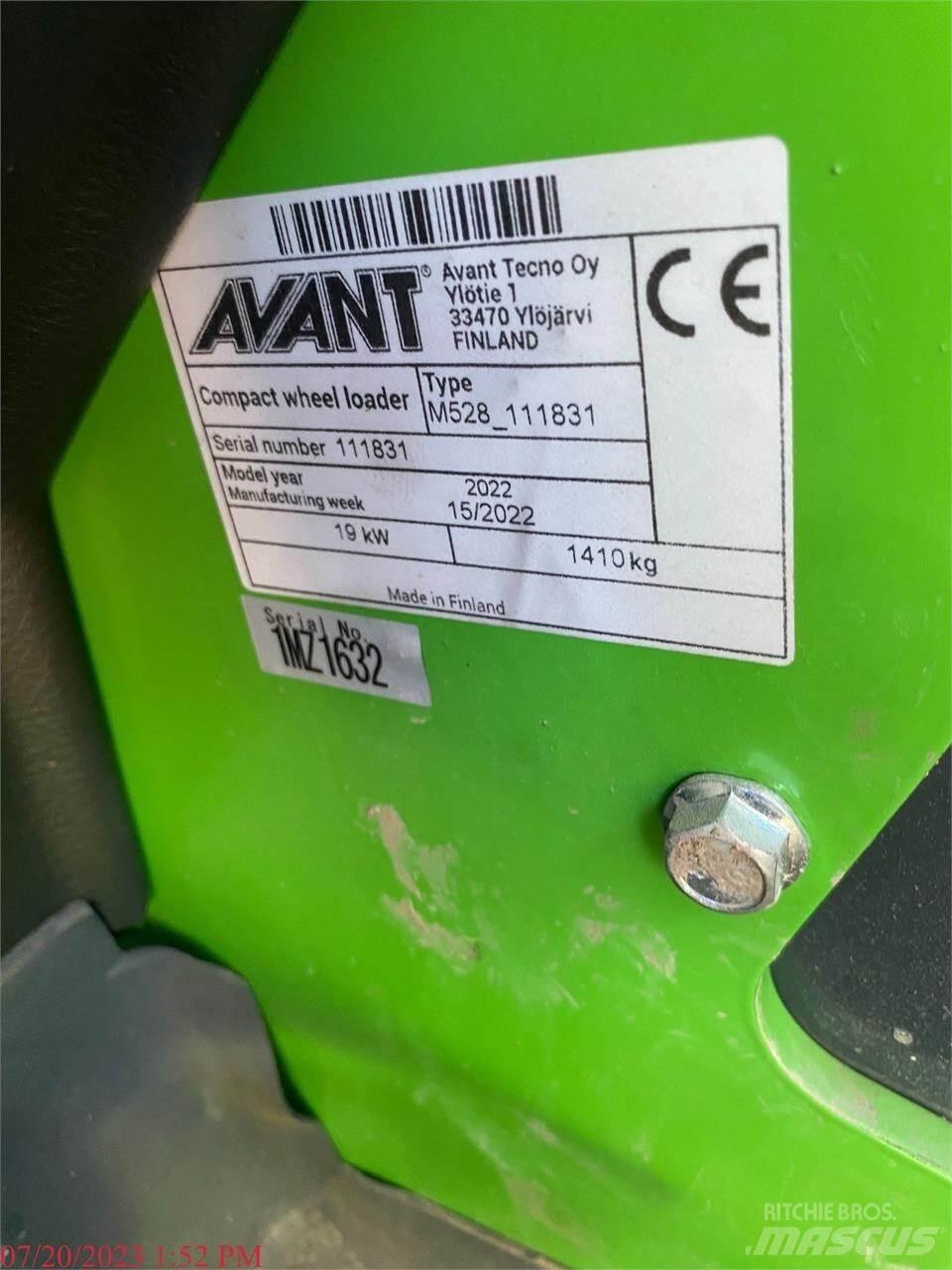 Avant 528 Колесни товарачи