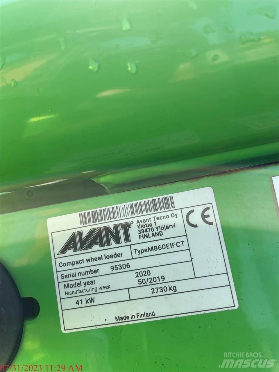 Avant 860I Колесни товарачи