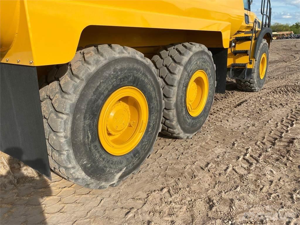 Bell B30E Цистерни за вода
