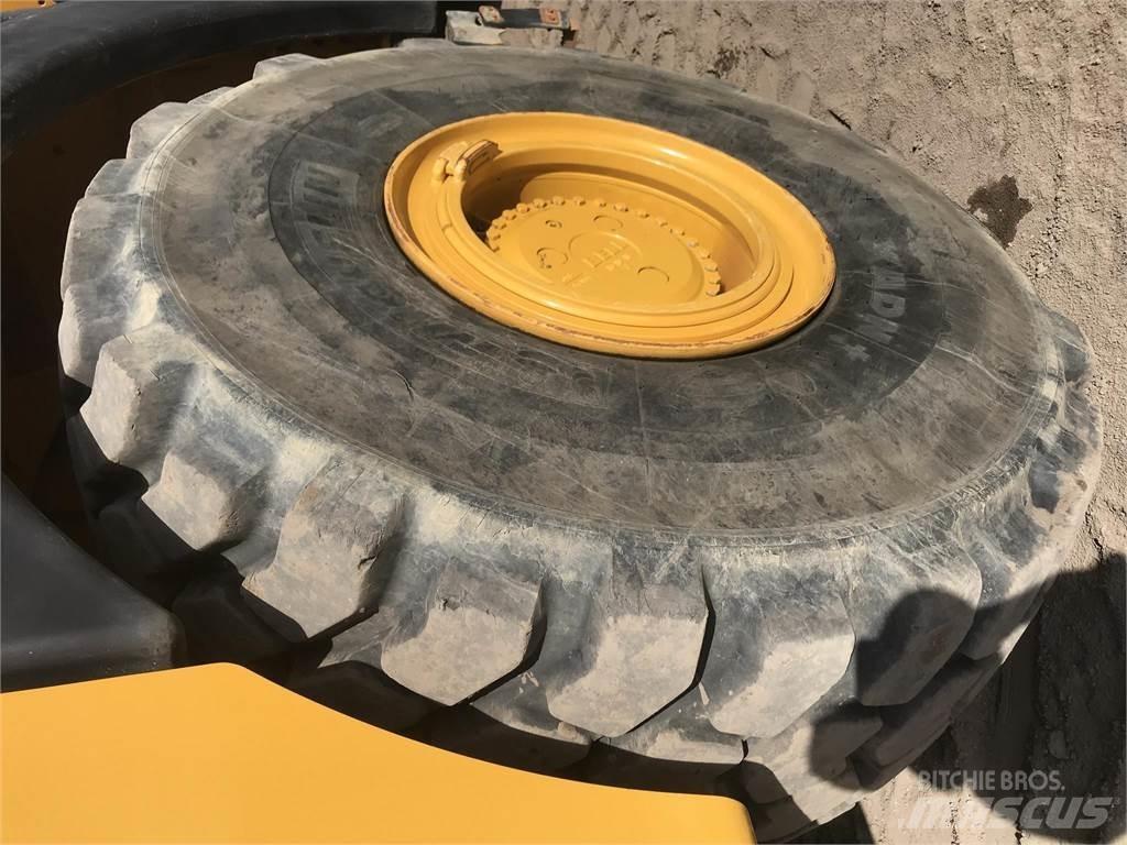 Bell B45E Дъмпери/моторни превозни средства