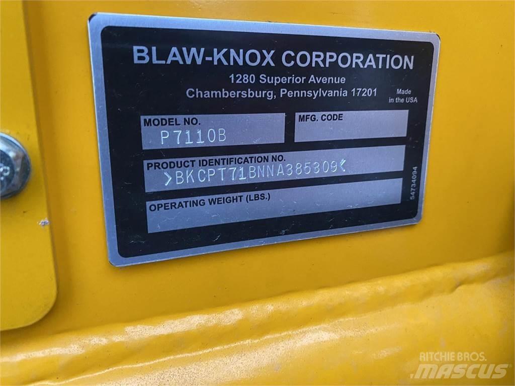 Blaw-Knox P7110B Машини за асфалт