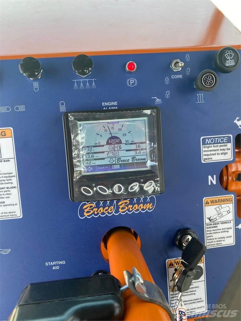 Broce RJT350 Автоматични метачки с четки
