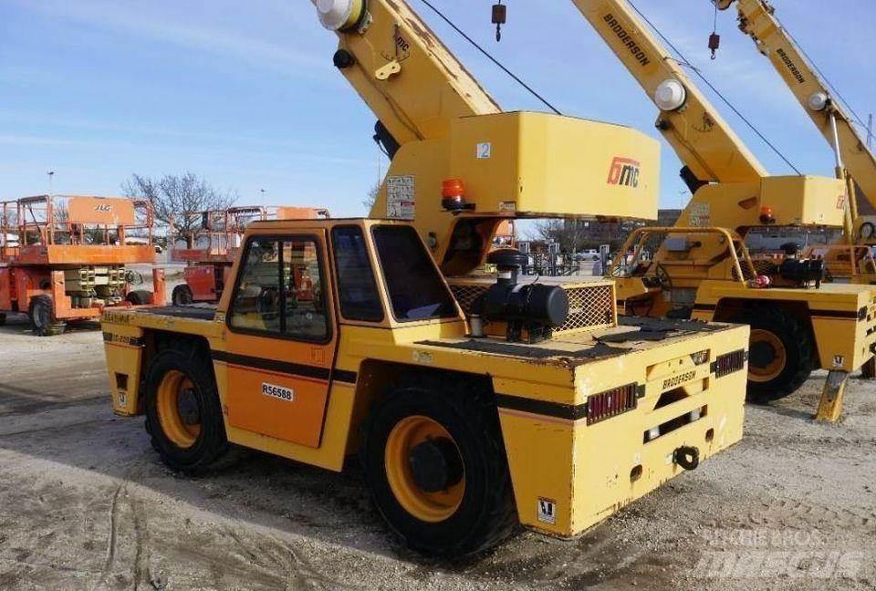 Broderson IC200 Кранове за тежък терен