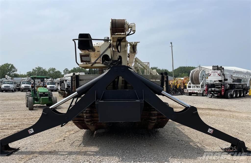 Camoplast GT3000 Верижни кранове

