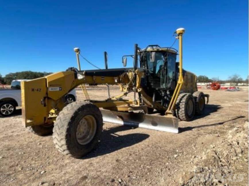 CAT 140M2 Грейдери