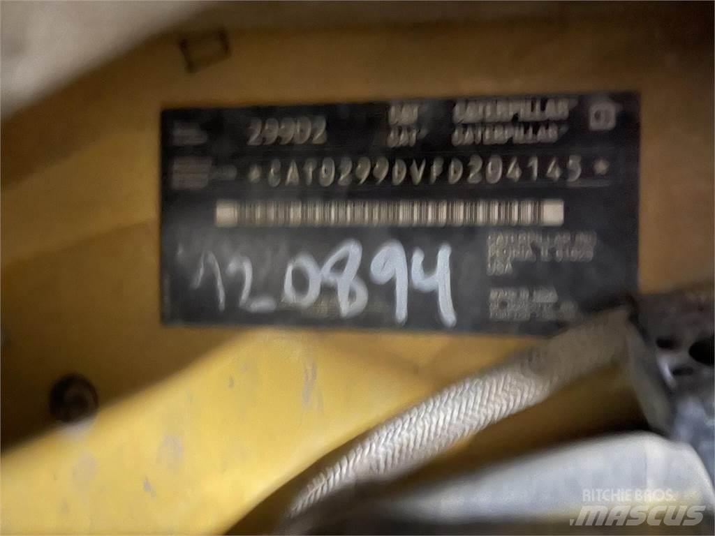 CAT 299D2 Мини товарачи
