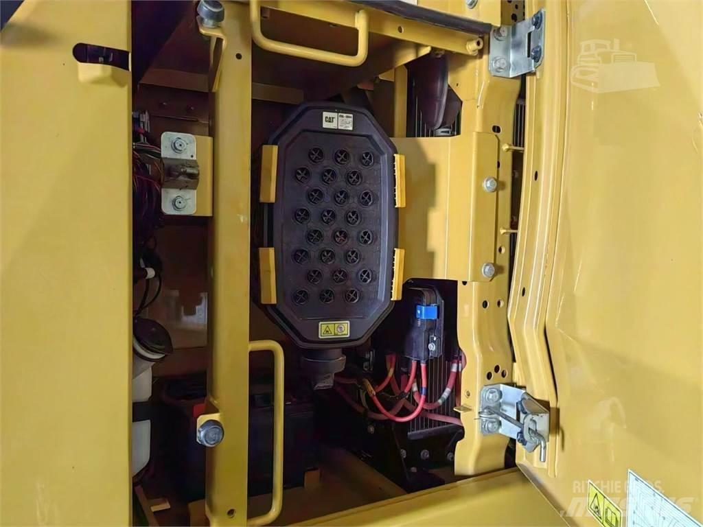 CAT 330 Верижен екскаватор