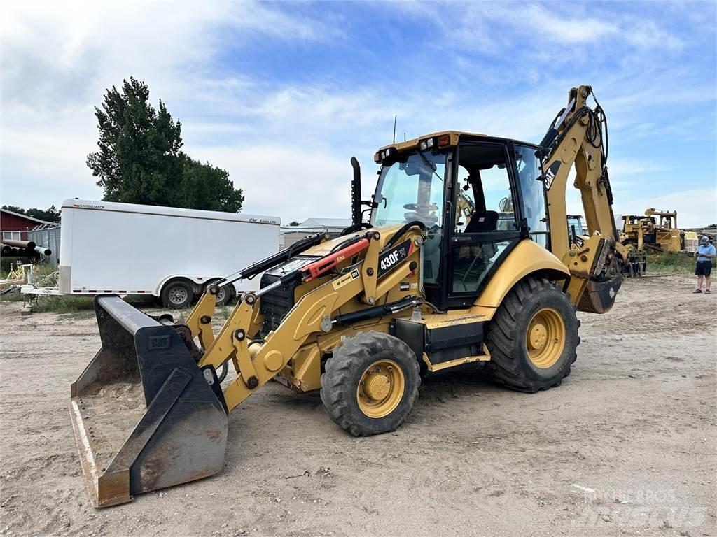 CAT 430F IT Товарач със заден ексватор