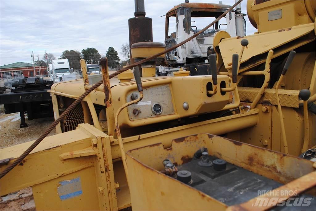 CAT 561C Тръбополагащи булдозери