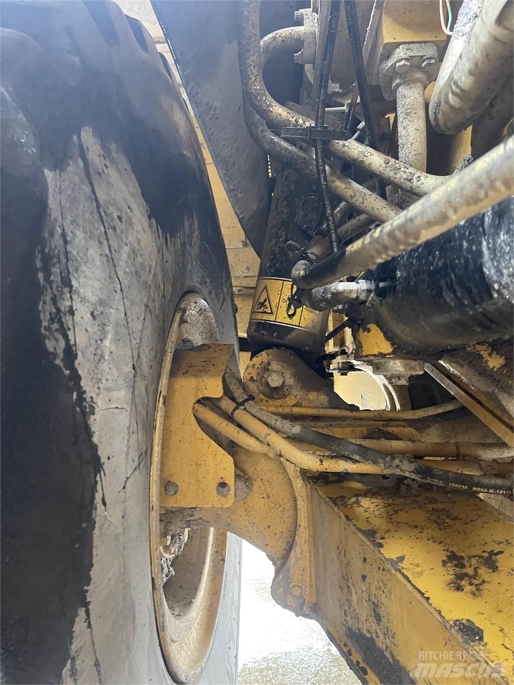 CAT 745C Дъмпери/моторни превозни средства