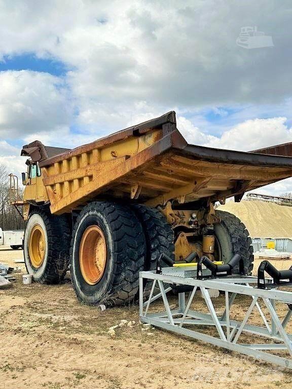 CAT 777B Дъмпери/моторни превозни средства