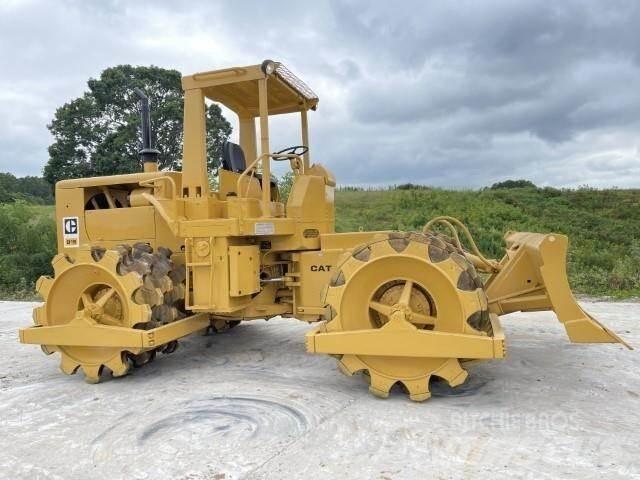 CAT 815 Машини за опаковане на отпадъци