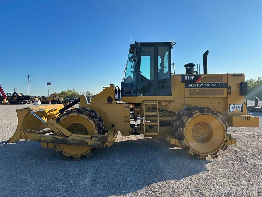 CAT 815F Машини за опаковане на отпадъци