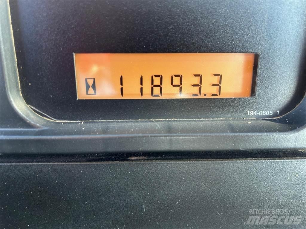 CAT 815F Машини за опаковане на отпадъци