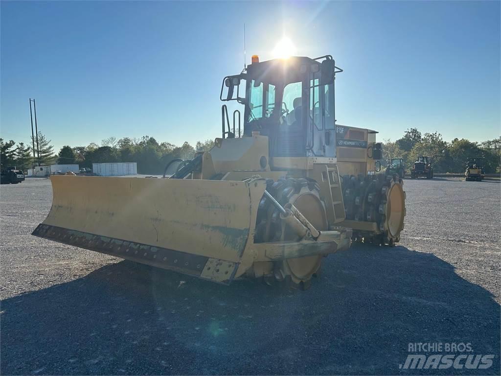 CAT 815F Машини за опаковане на отпадъци