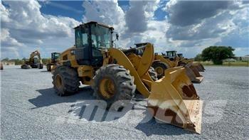 CAT 938M Колесни товарачи