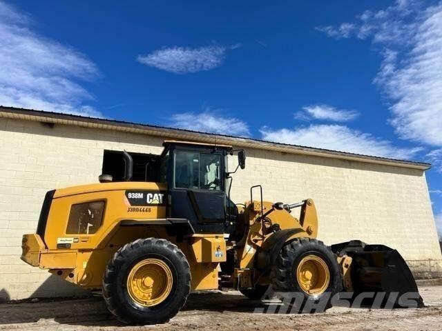 CAT 938M Колесни товарачи