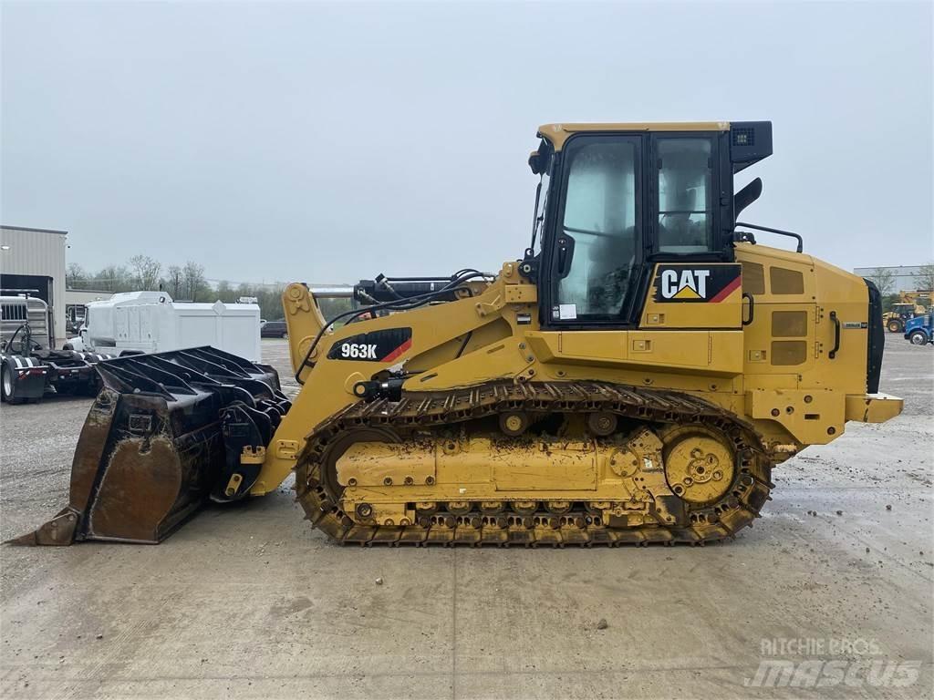 CAT 963K Верижен товарач