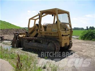 CAT 977L Верижен товарач