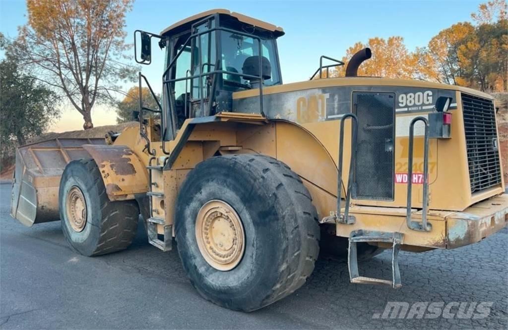 CAT 980G Колесни товарачи