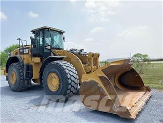 CAT 980M Колесни товарачи