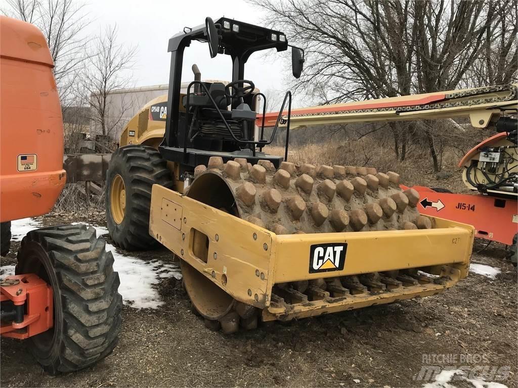 CAT CP54B Машини за опаковане на отпадъци
