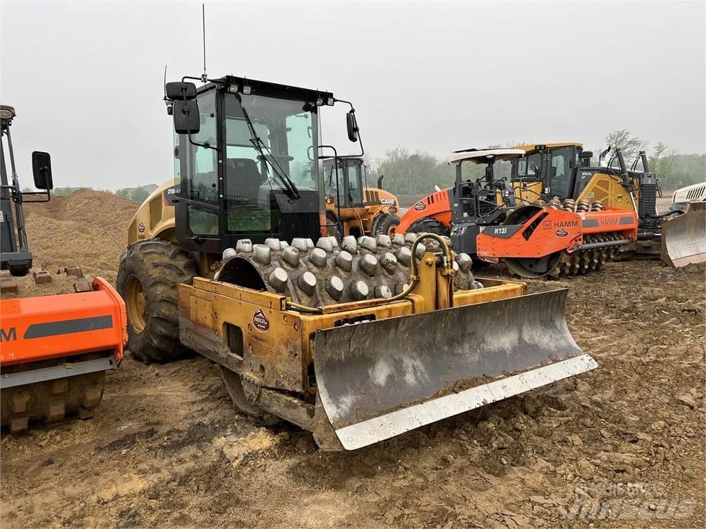 CAT CP56B Машини за опаковане на отпадъци