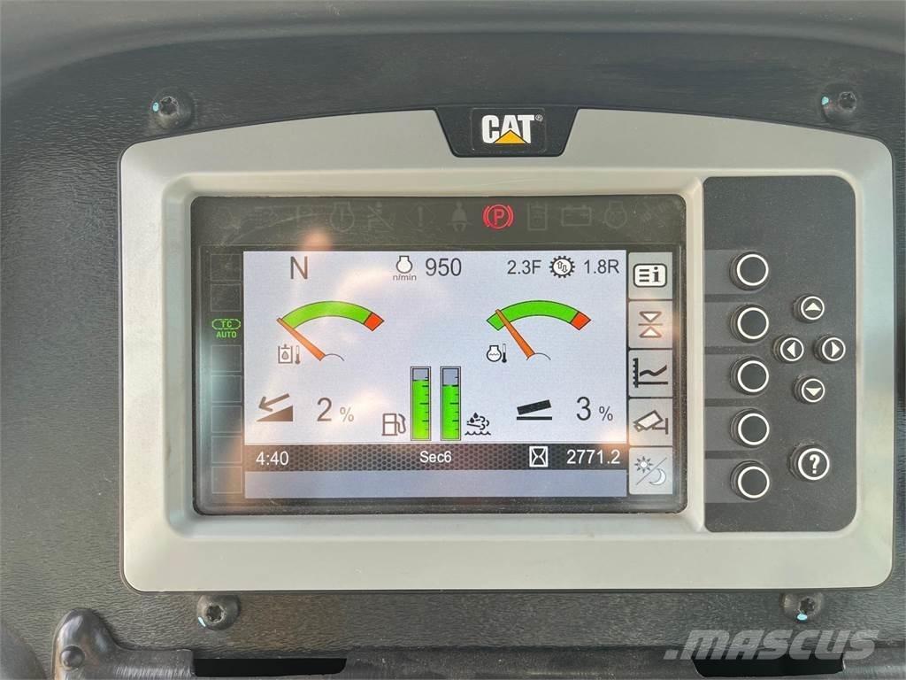 CAT D3K2 LGP Верижни булдозери
