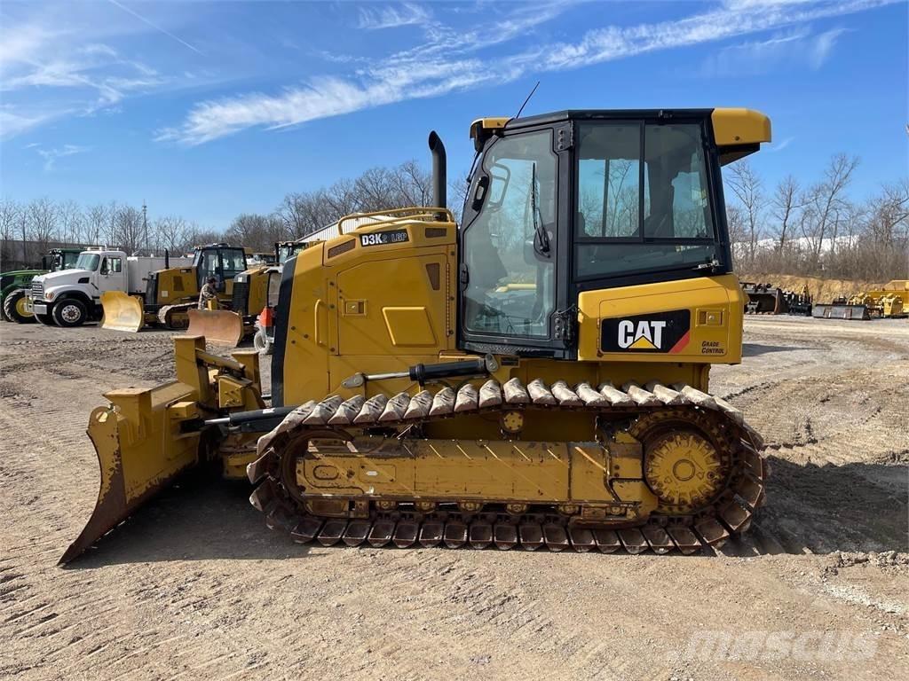 CAT D3K2 LGP Верижни булдозери
