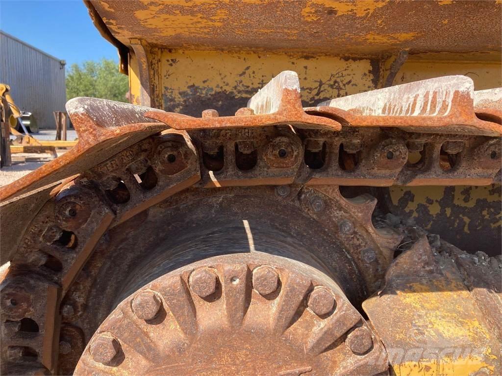 CAT D5K2 LGP Верижни булдозери
