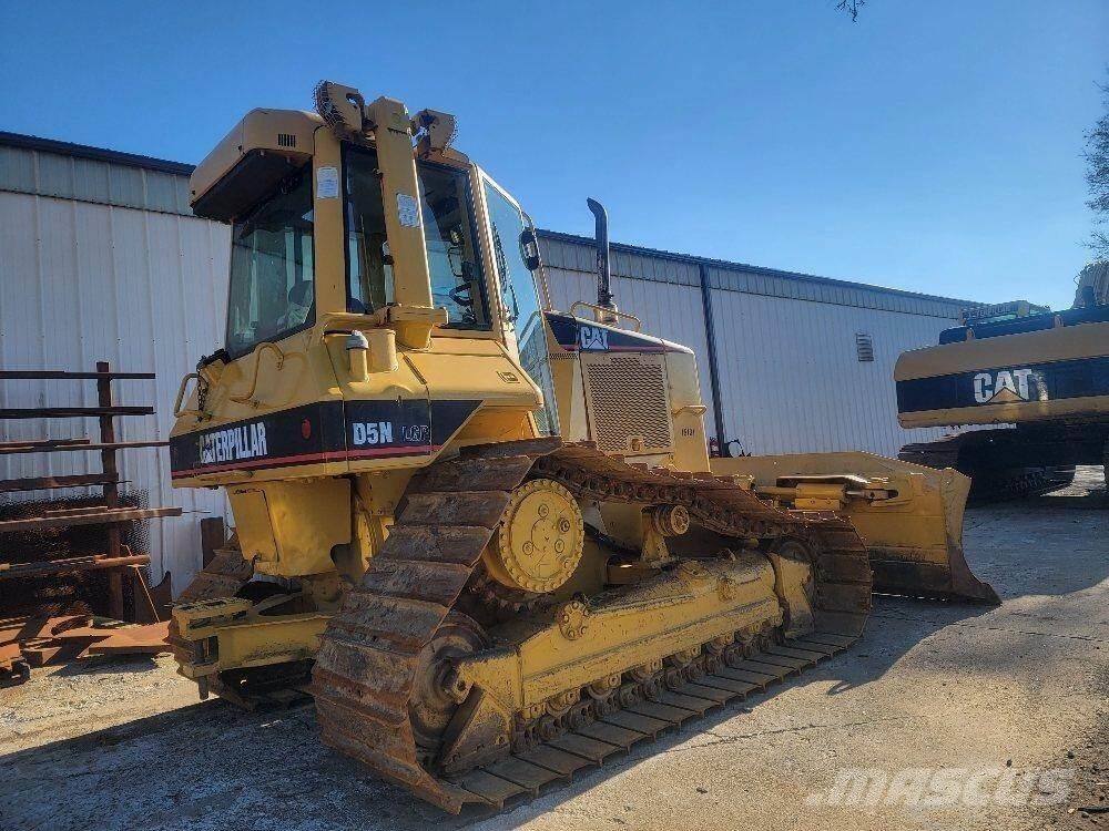 CAT D5N LGP Верижни булдозери
