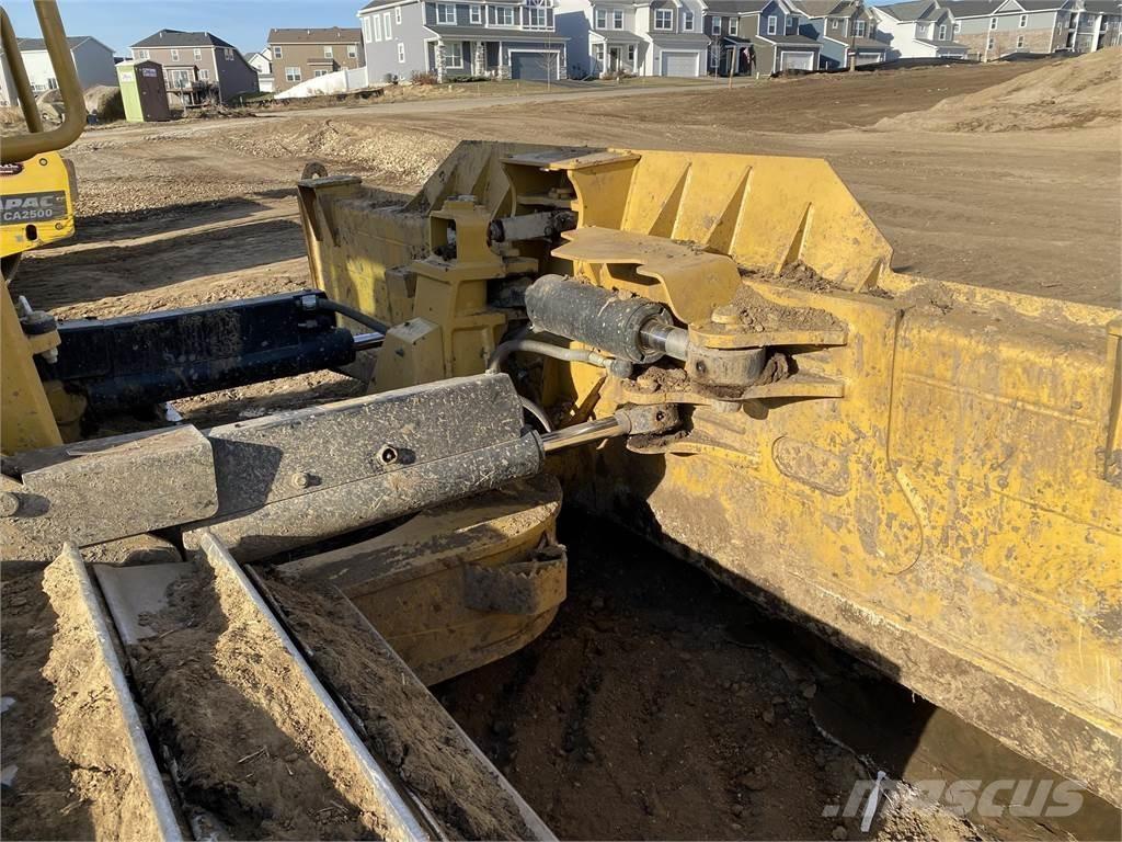 CAT D6N LGP Верижни булдозери
