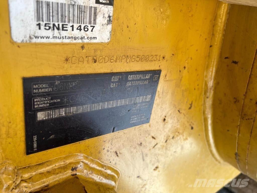 CAT D6N LGP Верижни булдозери
