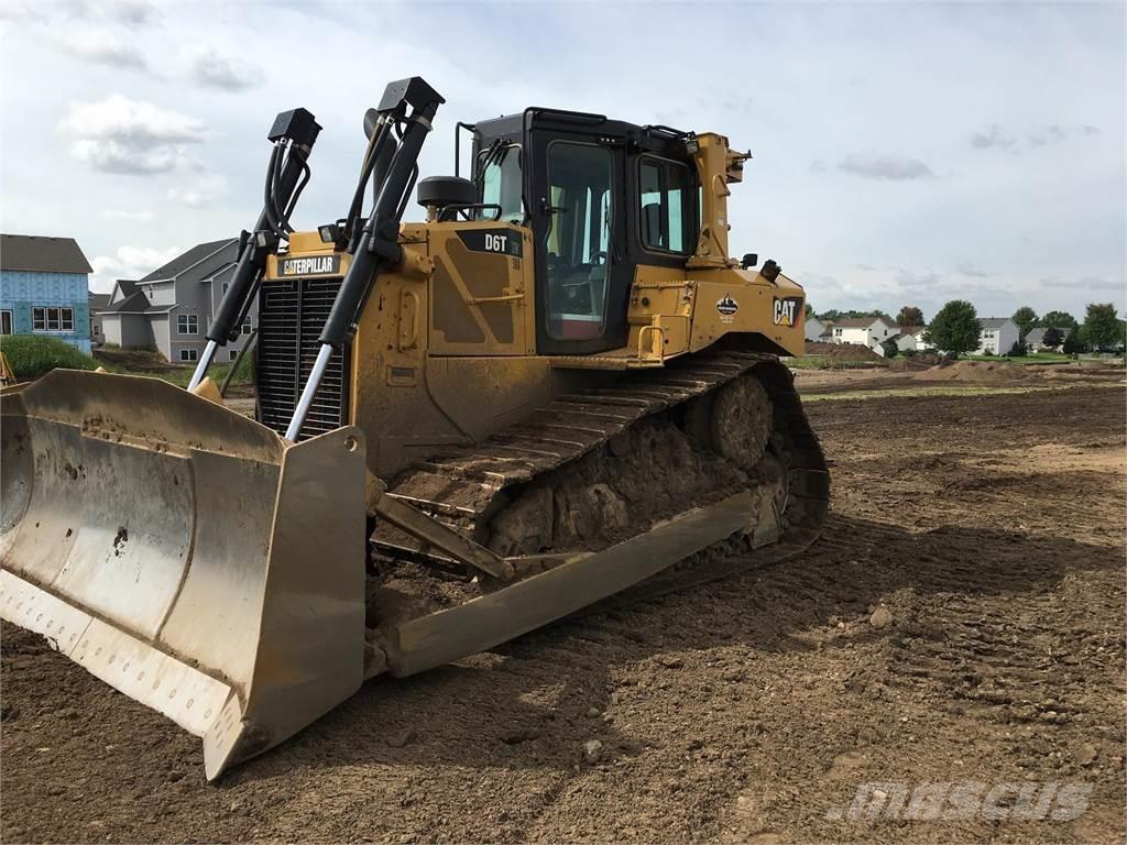 CAT D6T XW Верижни булдозери
