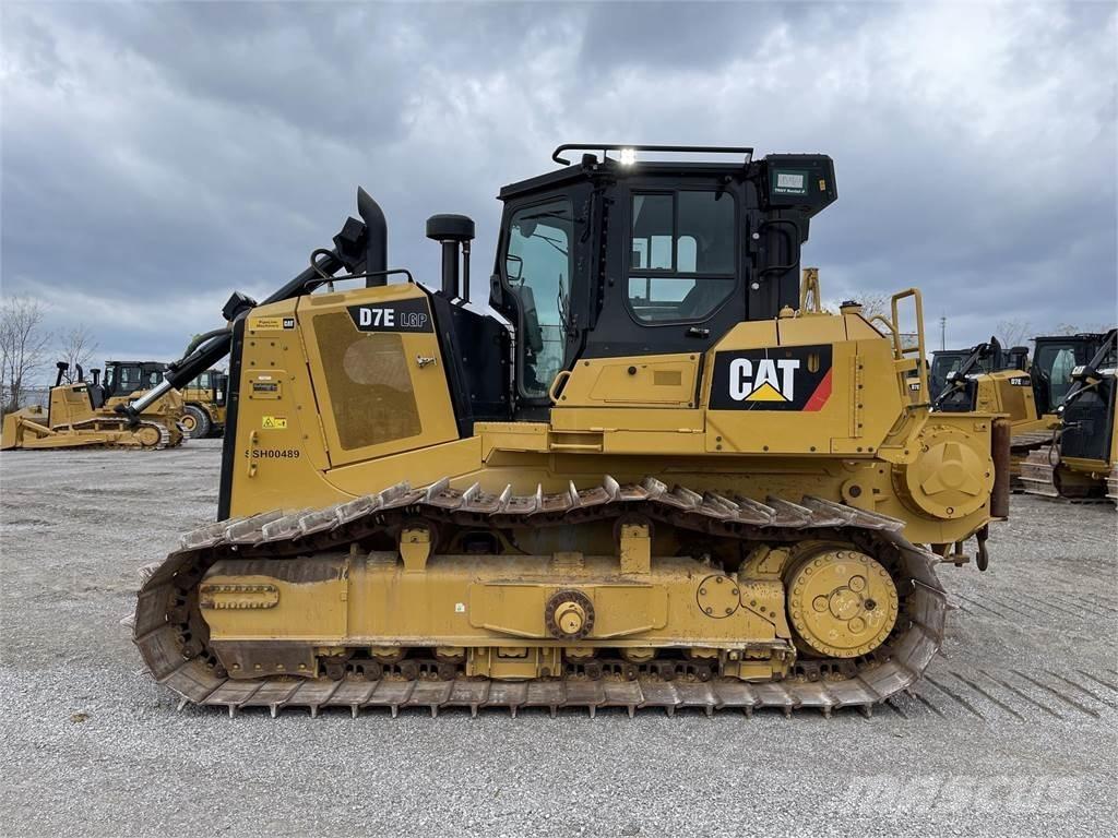 CAT D7E LGP Верижни булдозери

