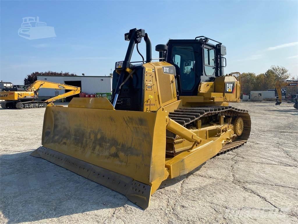 CAT D7E LGP Верижни булдозери
