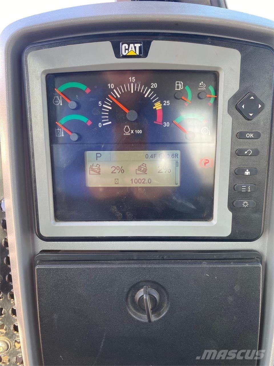 CAT D7E LGP Верижни булдозери
