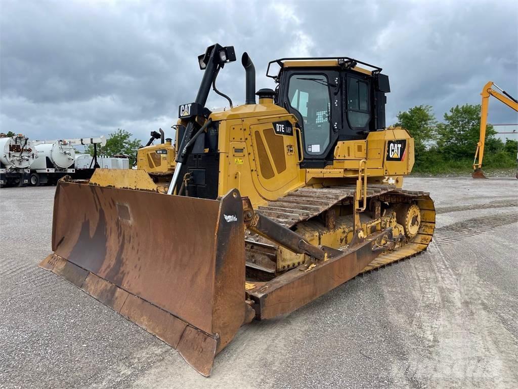 CAT D7E LGP Верижни булдозери
